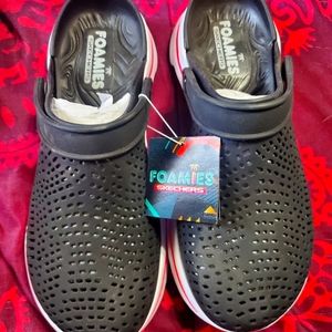 NEW Sketchers Foamies Women's shoes